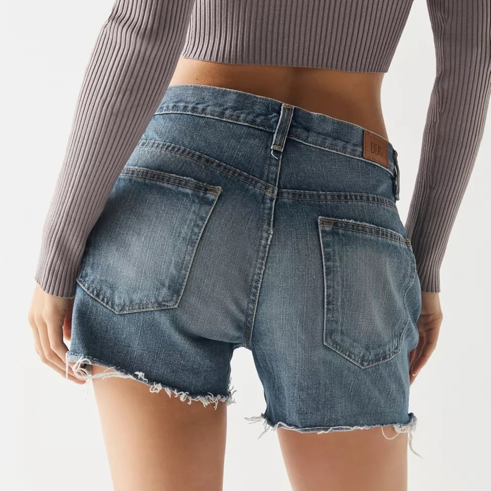 BDG Boyfriend Low-Rise Denim Short